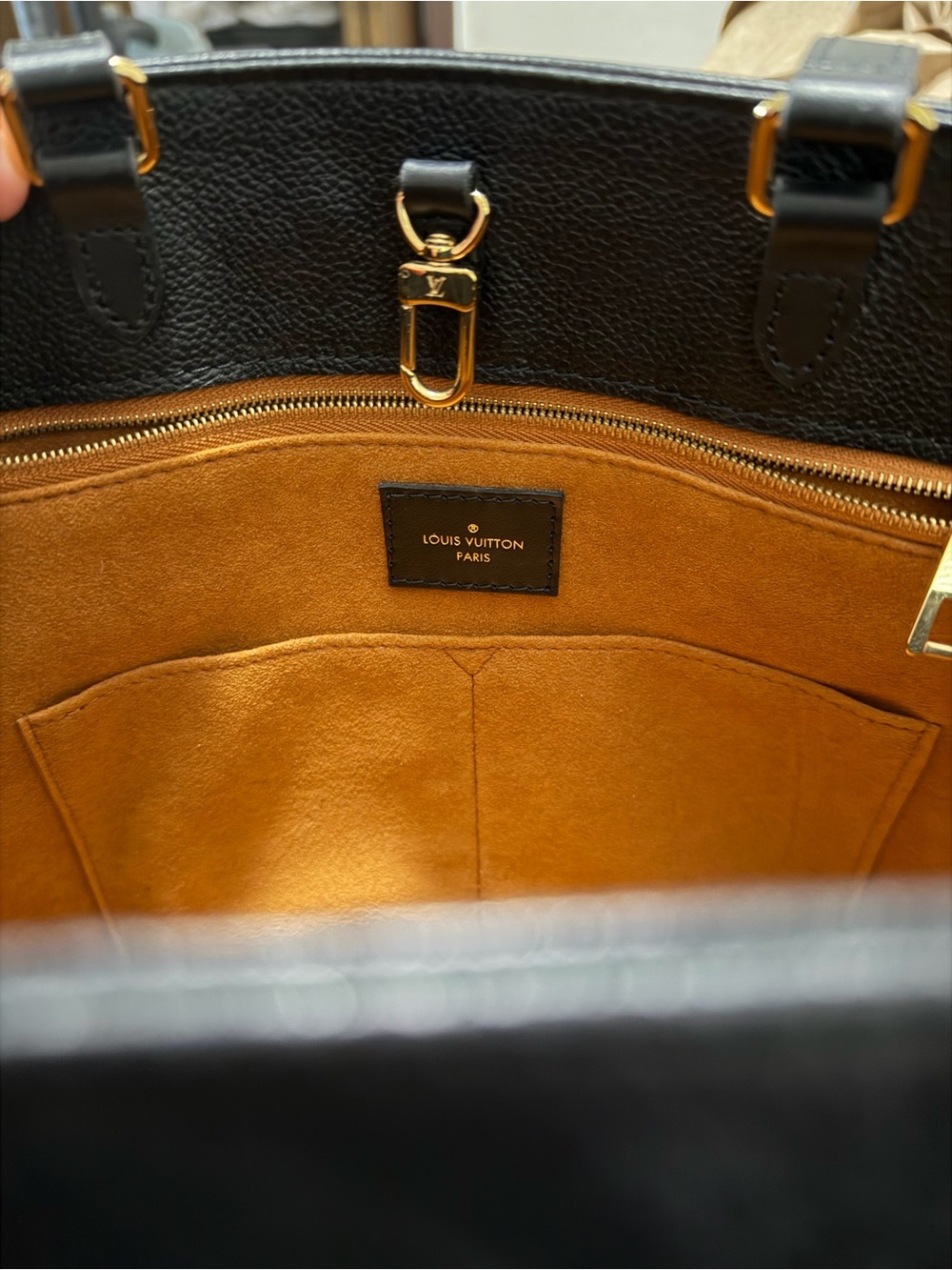 Louis Vuitton onthego MM - Picture 4 of 7
